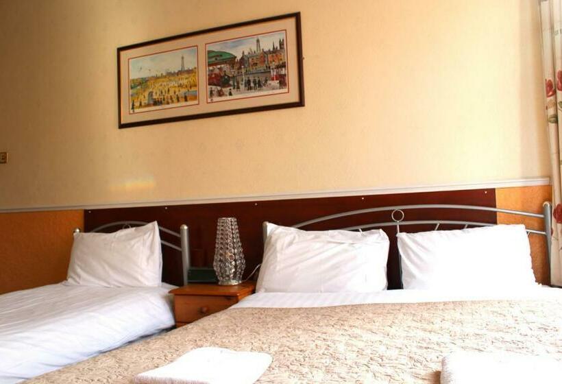 Номер Стандарт Трехместный, Topaz Blackpool