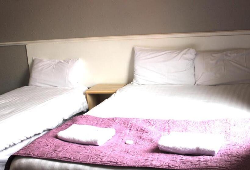 Номер Стандарт Трехместный, Topaz Blackpool