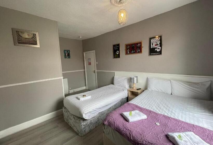 Номер Стандарт Трехместный, Topaz Blackpool