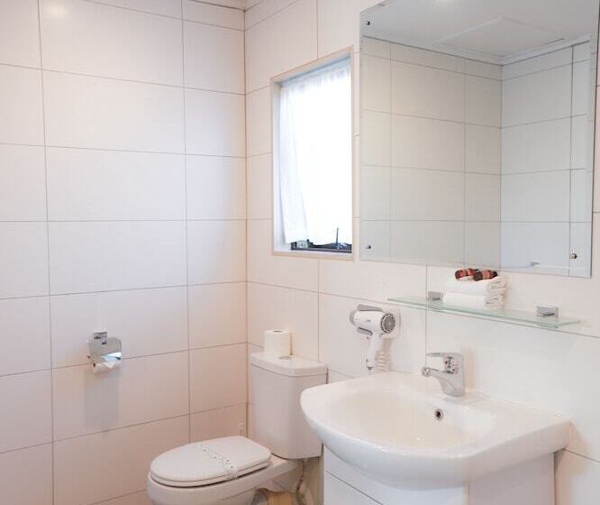 Quarto Estandar, Airport Manor Inn