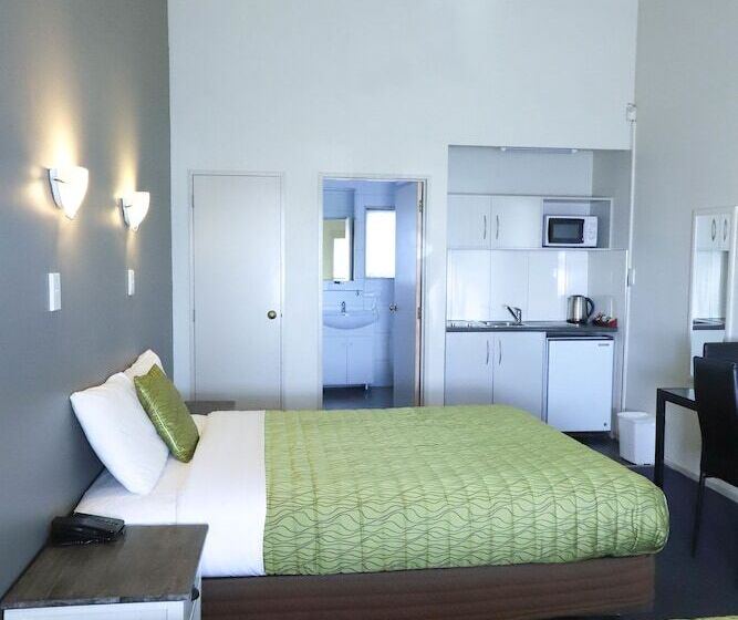 חדר סטנדרט, Airport Manor Inn