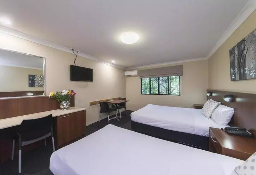 ファミリールーム, Rocky Resort Motor Inn