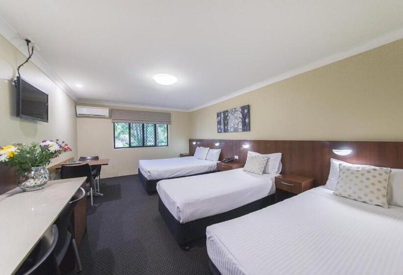 اتاق خانوادگی, Rocky Resort Motor Inn