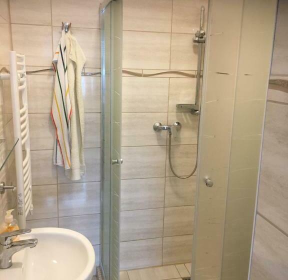 חדר סטנדרט, Dombi Porta