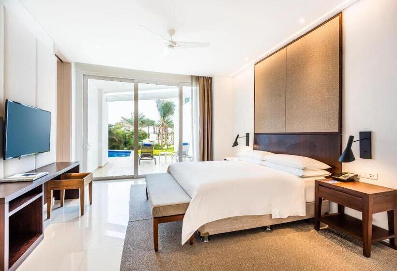 سوئیت کلاب, Dreams Karibana Cartagena Golf & Spa Resort