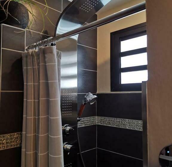 استودیوی لوکس, Hostal 170 Room 14 Service Appartement