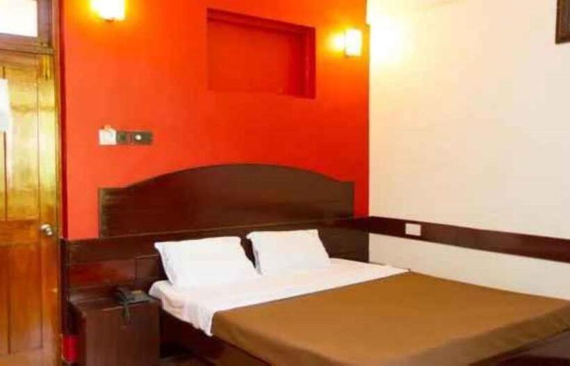Номер Стандарт, Swim Sea Beach Resort, Panjim