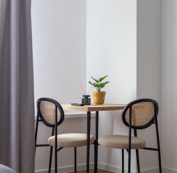 جناح, Limehome Essen Kettwiger Straße