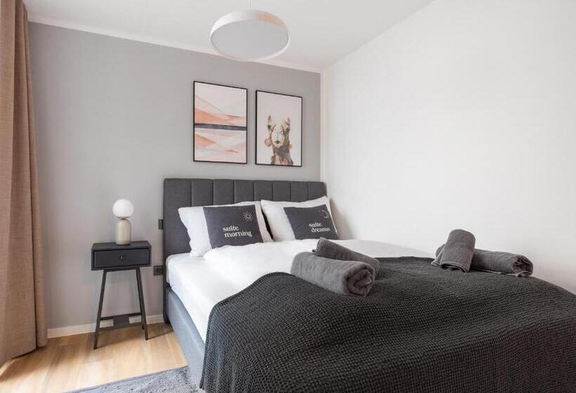 带阳台套房, Limehome Essen Kettwiger Straße