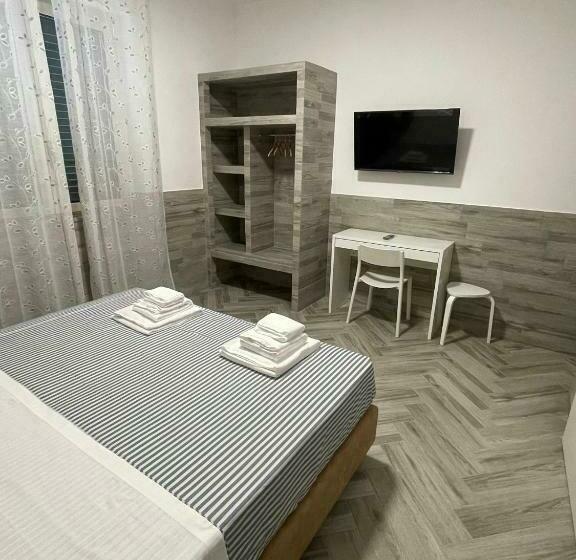 豪华房间, Holiday Rooms Rho