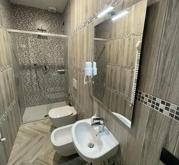 シングルデラックスルーム, Holiday Rooms Rho
