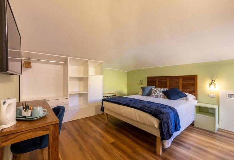 패밀리 룸, B&b Follonica