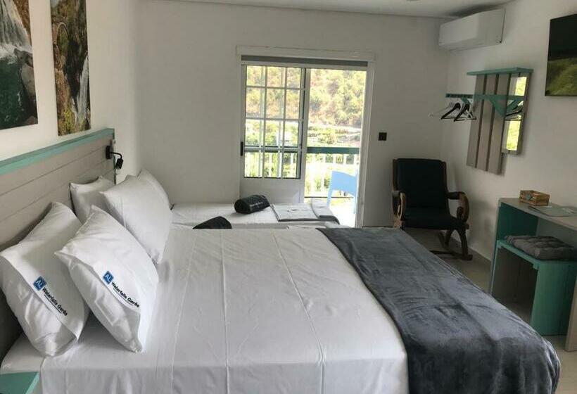 חדר סופריור, Waterfalls Gerês Al