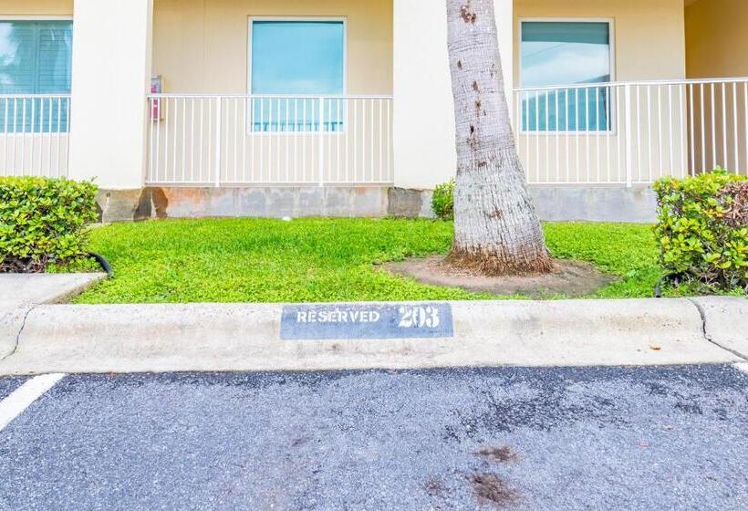 شقة غرفة واحدة مطلة على حمام السباحة, Fishermans Landing On The Bay  Las Marinas