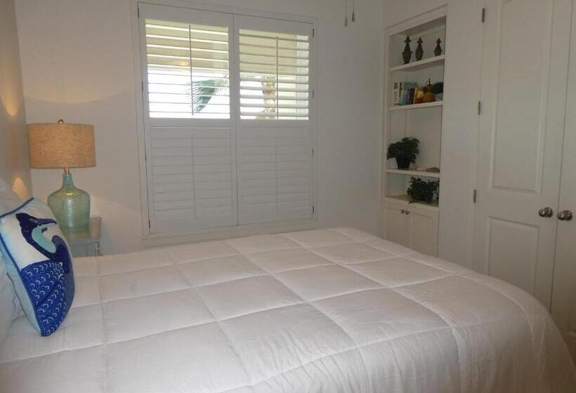 شقة غرفة واحدة مطلة على حمام السباحة, Fishermans Landing On The Bay  Las Marinas