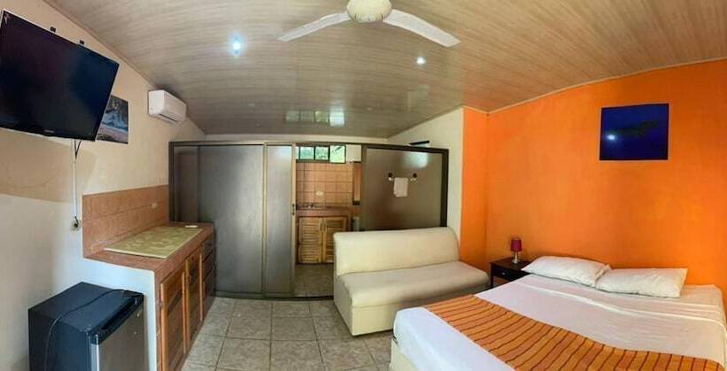 חדר דלוקס, Hospedaje Colibri