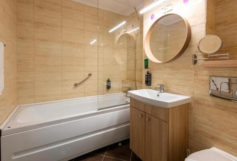 バルコニー付きスタンダードルーム, Ibis Styles Venus