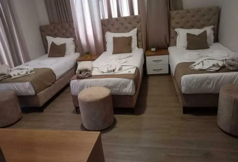 Quarto Triplo Comfort, Princ
