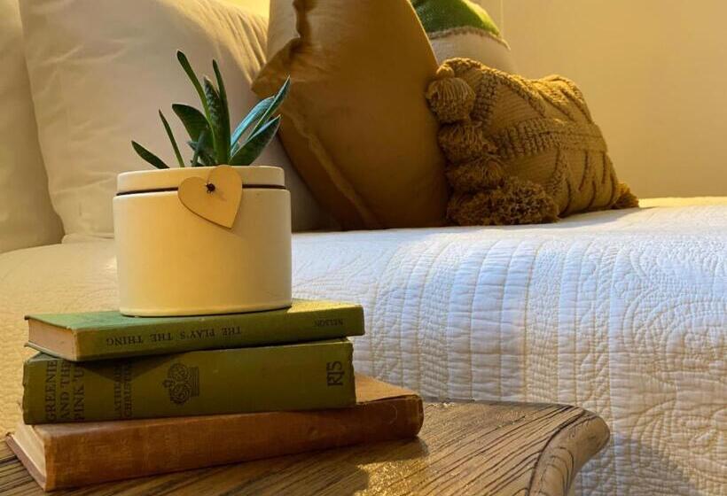 Стандартный Номер Кровать Кинг, Hanlon Guest House