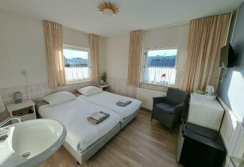 اتاق استاندارد با سرویس بهداشتی مشترک, Agterdekoog