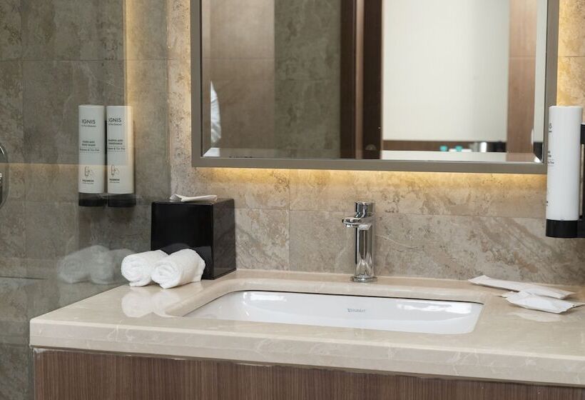 琮城市景观的豪华间, Fairfield By Marriott Goa Calangute