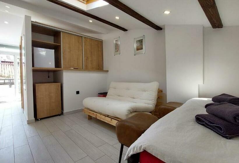 اتاق استاندارد, Piranum Guesthouse With Terrace