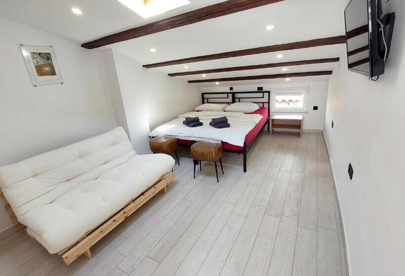 اتاق استاندارد, Piranum Guesthouse With Terrace