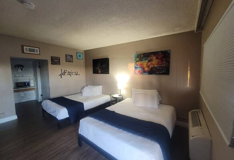 חדר סטנדרט, Desert Hills Motel