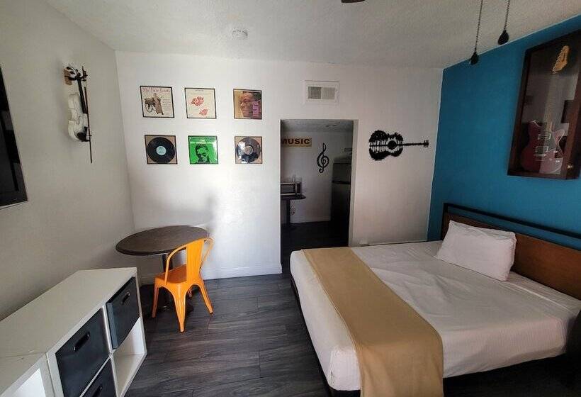 חדר סטנדרט, Desert Hills Motel