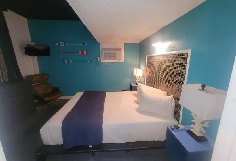 סוויטה אקזקיוטיב, Desert Hills Motel