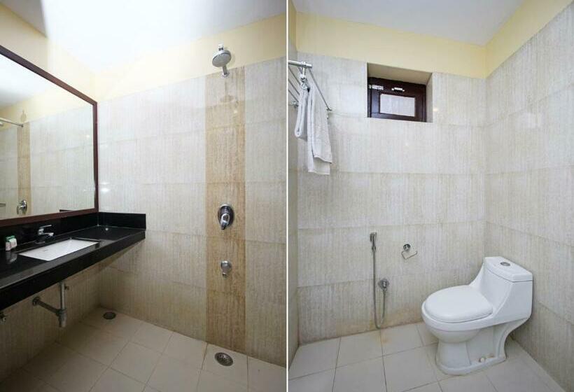 Deluxe Zimmer, Ajit Mansion