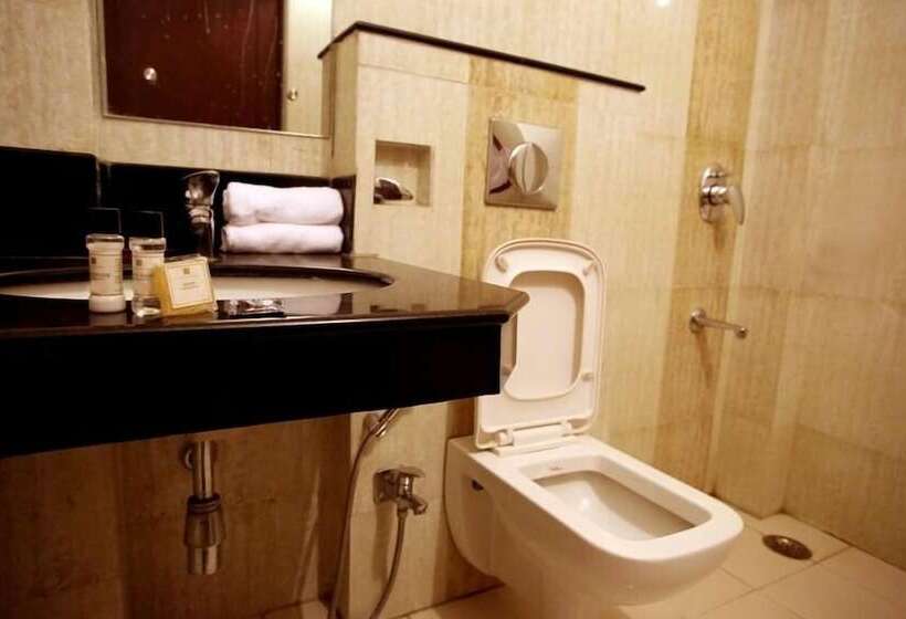 Deluxe Zimmer, Ajit Mansion