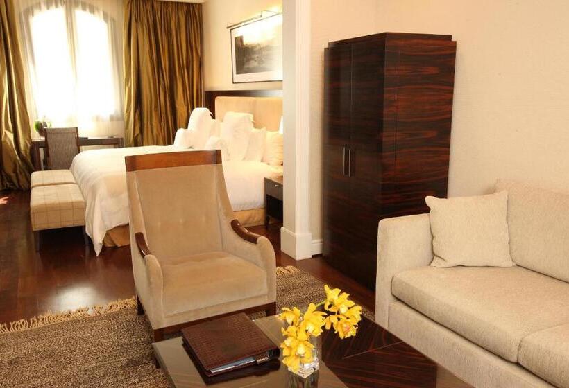 سوییت لوکس, Algodon Mansion