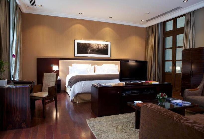 سوییت اجرایی, Algodon Mansion