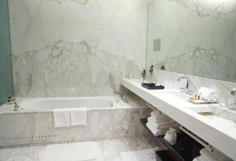 سوئیت پرزیدنت, Algodon Mansion