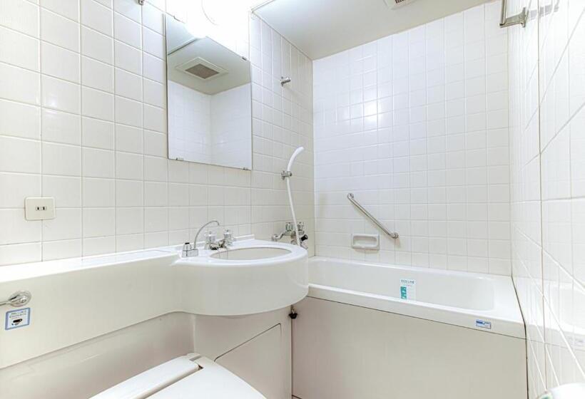 חדר סטנדרט, Apa Hotel Marugame Ekimaeodori