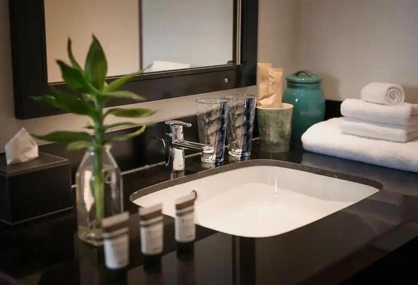 اتاق راحتی سه تخته, C Central Hotel đề Thám Bùi Viện Walking Street