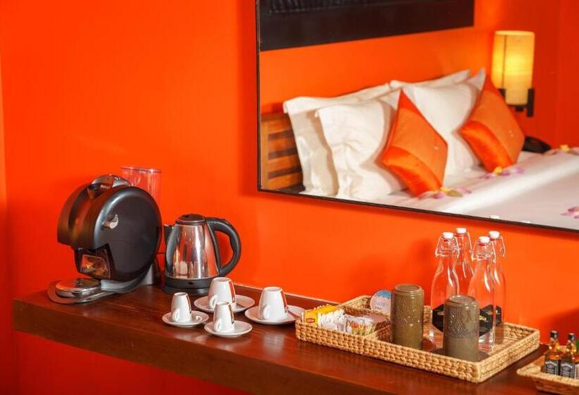 سوئیت رویال, Golden Temple