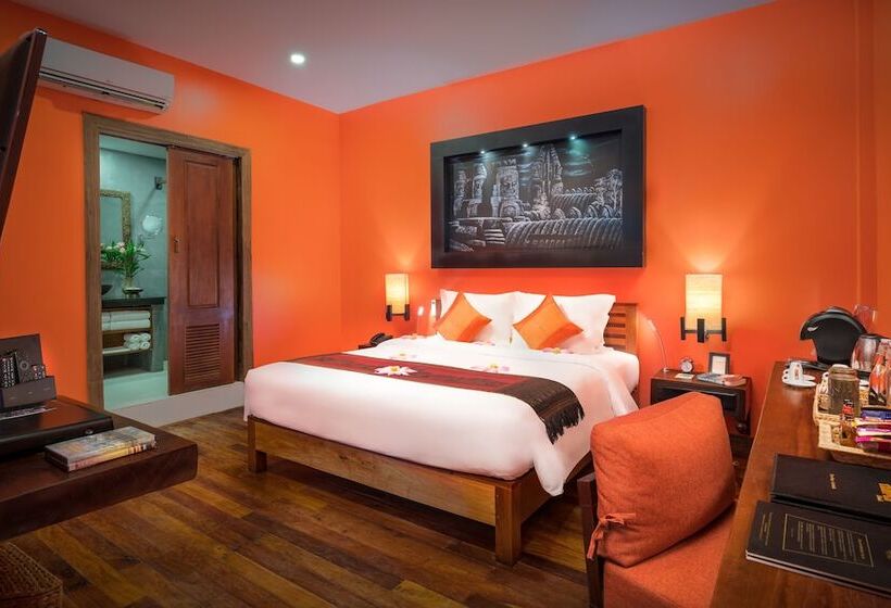 سوئیت رویال, Golden Temple