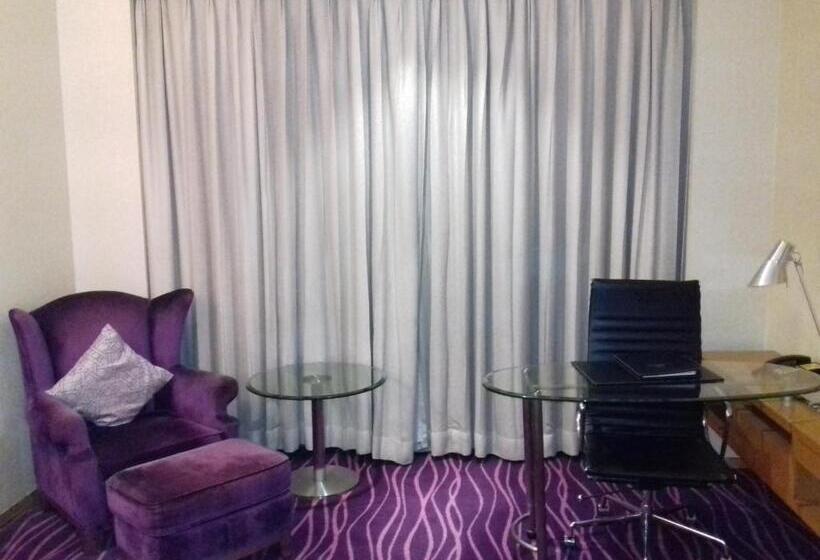 Номер Executive, Orange Megastructure Llp