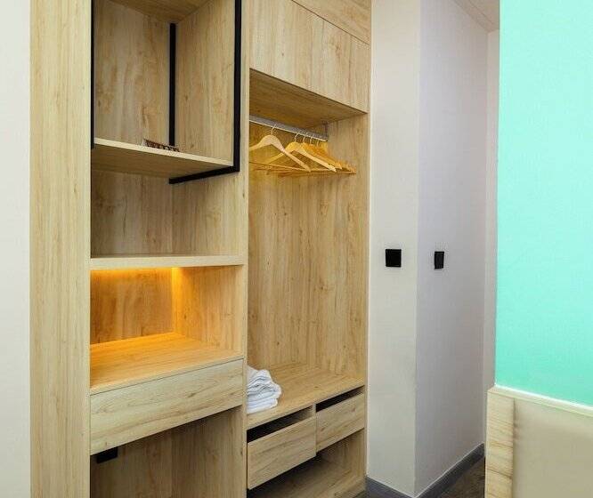 اتاق سوپریور, Phuoc Loc Tho 2