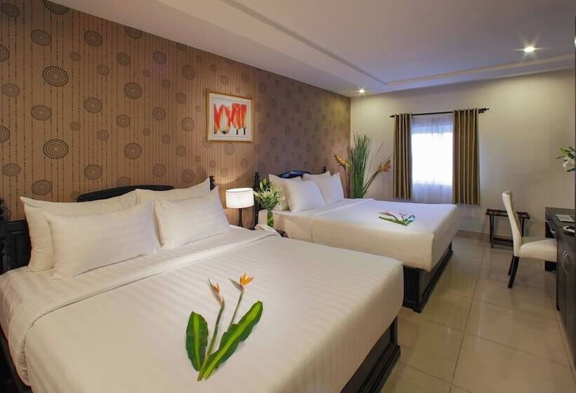 اتاق خانوادگی, Sunrise Central