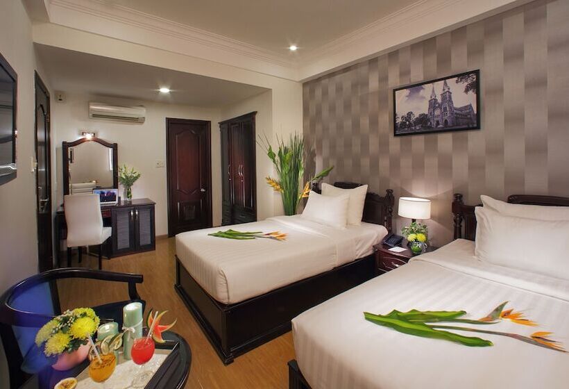 اتاق پرمیوم, Sunrise Central