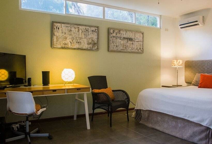 فيلا غرفتين نوم, The Place