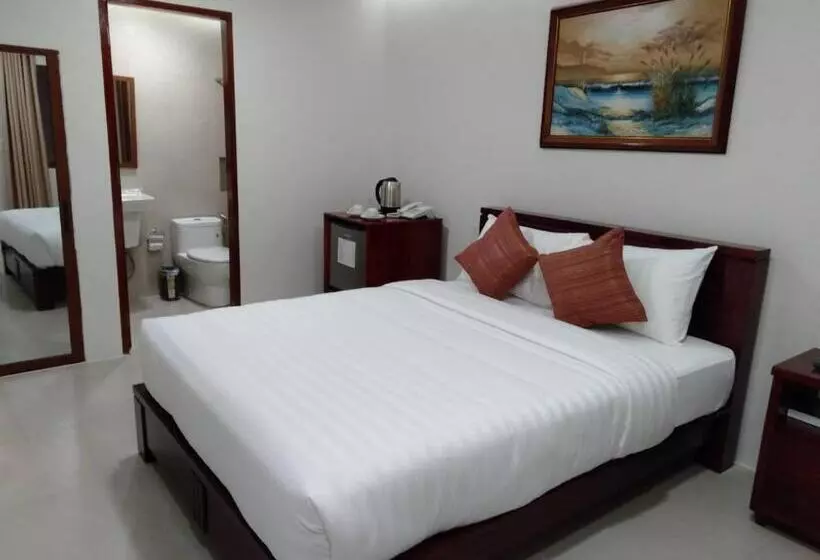 اتاق لوکس, Nirvana Resort Puerto Galera