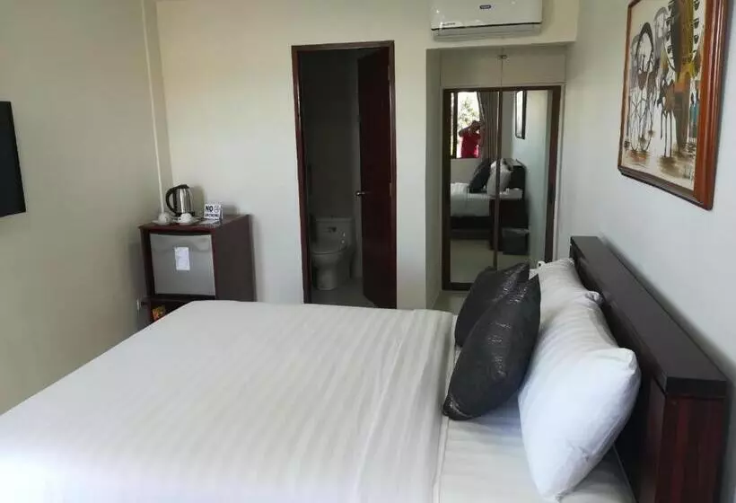 اتاق لوکس, Nirvana Resort Puerto Galera