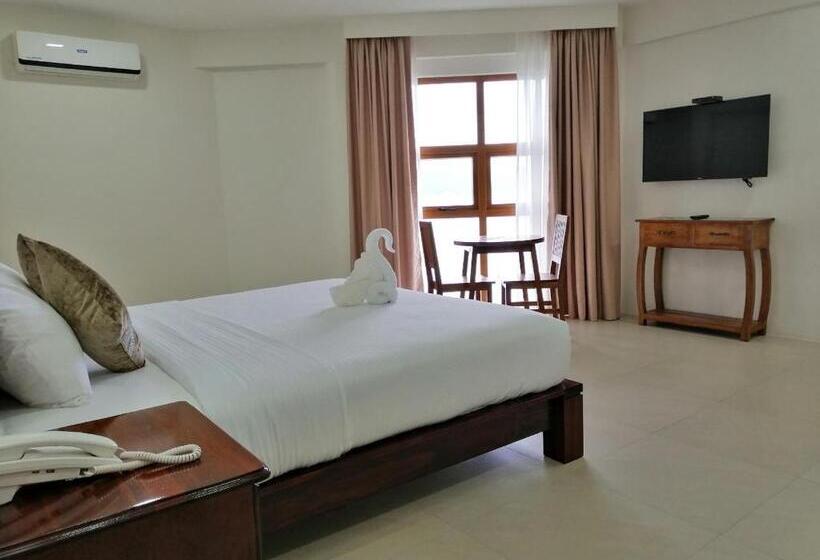 اتاق استاندارد با تخت بزرگ, Nirvana Resort Puerto Galera