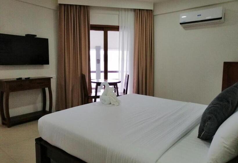 اتاق استاندارد با تخت بزرگ, Nirvana Resort Puerto Galera