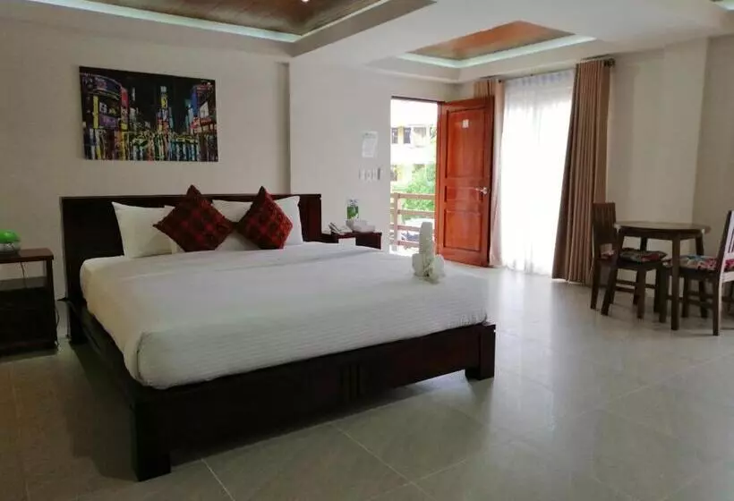 سوییت اجرایی, Nirvana Resort Puerto Galera