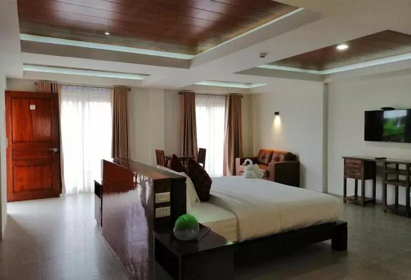 سوییت اجرایی, Nirvana Resort Puerto Galera